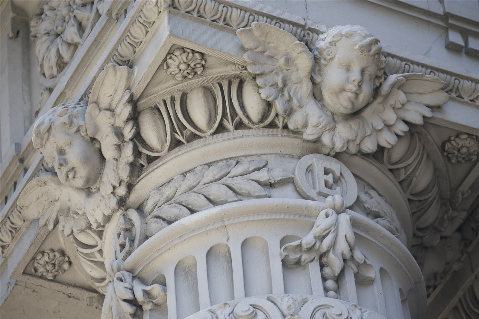 A Closer Look: Ellicott Square Building